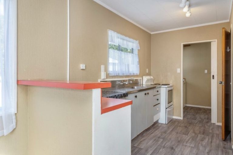 Photo of property in 11 Purcell Place, Melville, Hamilton, 3206