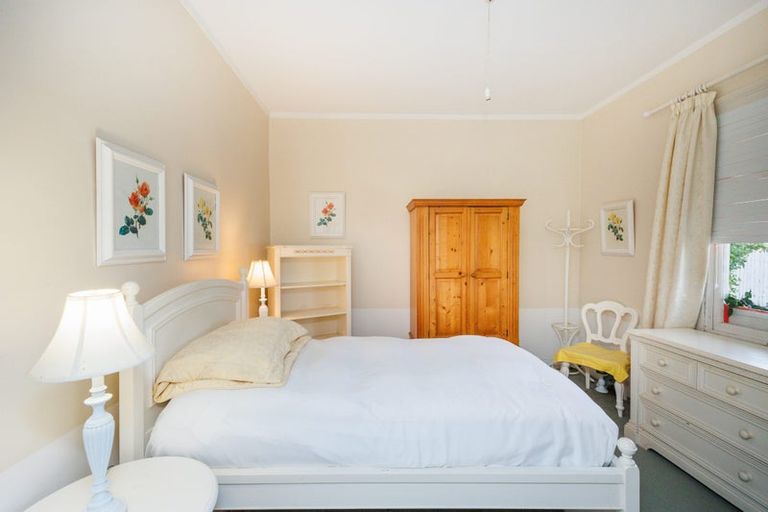 Photo of property in 86 Grey Street, Woodville, 4920