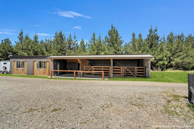 Photo of property in 95 Mcleods Road, Sefton, 7477