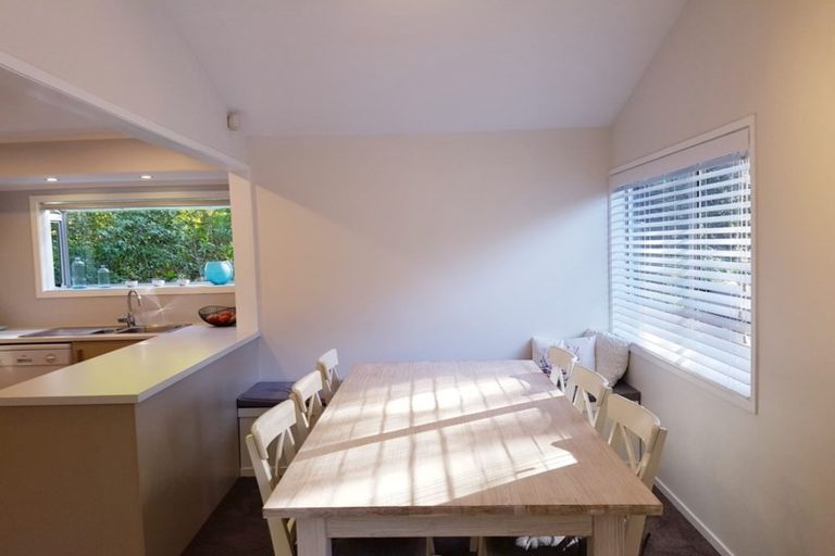 Photo of property in 9 Caram Place, Birkenhead, Auckland, 0626