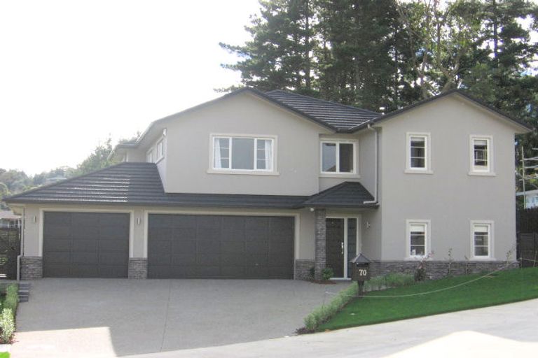 Photo of property in 70 Coachman Drive, Flat Bush, Auckland, 2016