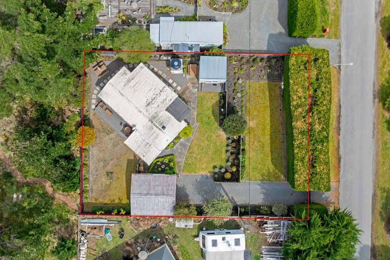 Photo of property in 15 South Crescent, Amberley, 7481