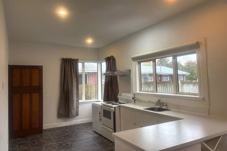 Photo of property in 2/64 Division Street, Riccarton, Christchurch, 8041