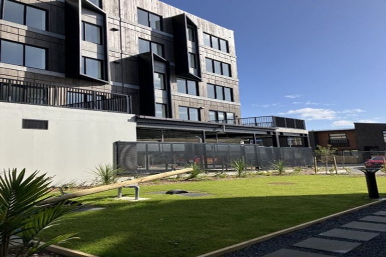 Photo of property in 106/3 Rauemi Way, Te Atatu South, Auckland, 0610