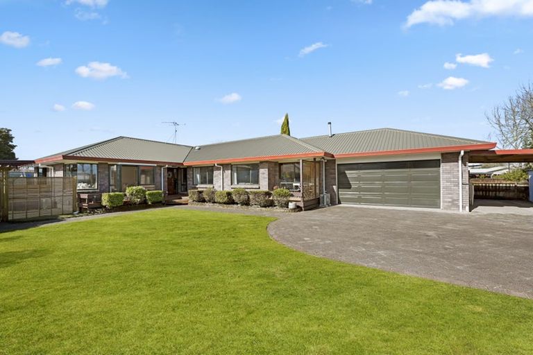 Photo of property in 27 Halcione Close, Flagstaff, Hamilton, 3210