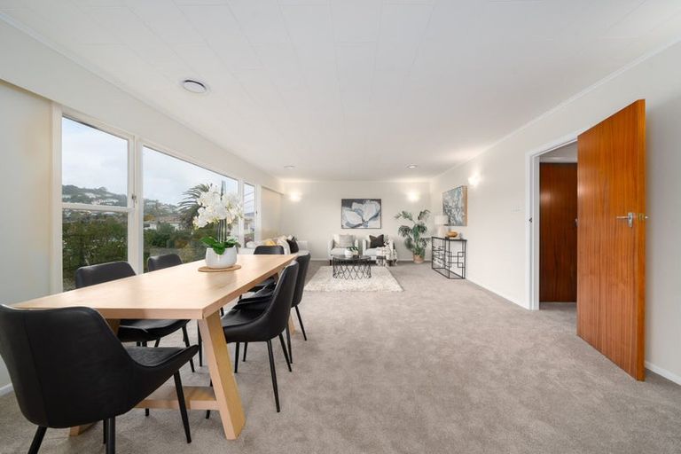 Photo of property in 11 Angell Street, Johnsonville, Wellington, 6037