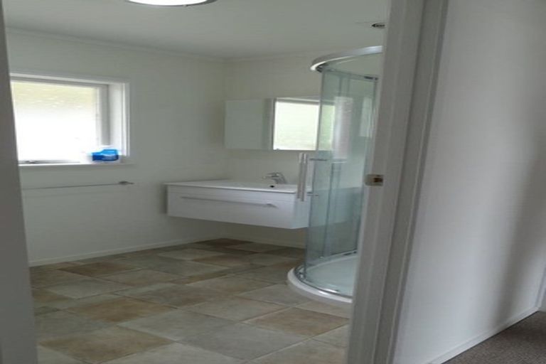 Photo of property in 2/1 Evelyn Place, Hillcrest, Auckland, 0627