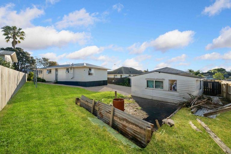 Photo of property in 26 Sandbrook Avenue, Otara, Auckland, 2023