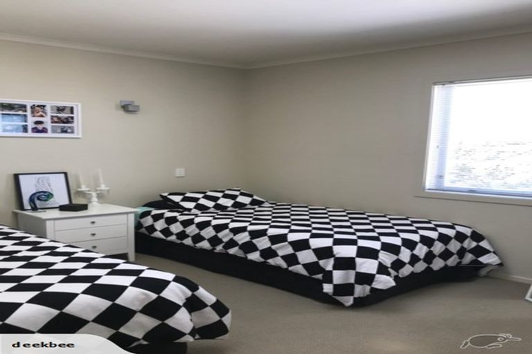 Photo of property in 4-u27 Seaview Road, Paraparaumu Beach, Paraparaumu, 5032