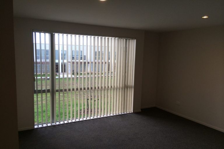 Photo of property in 64 Kuaka Drive, Takanini, 2112