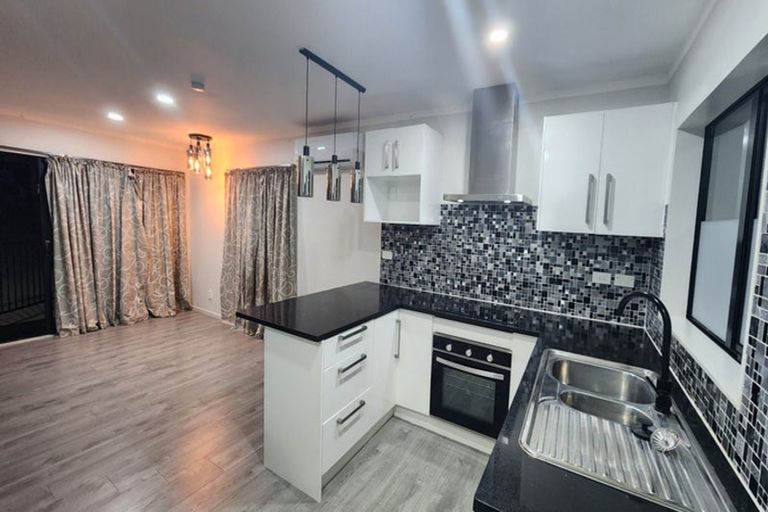 Photo of property in 31 Colombo Road, Waiuku, 2123
