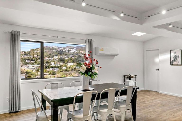 Photo of property in 29a Thurleigh Grove, Karori, Wellington, 6012