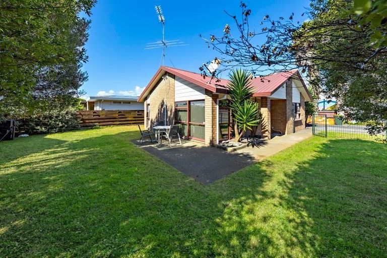 Photo of property in 1/49a Browns Road, Manurewa, Auckland, 2102