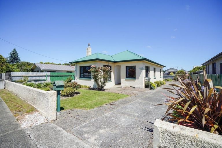 Photo of property in 19 York Street, Strathern, Invercargill, 9812