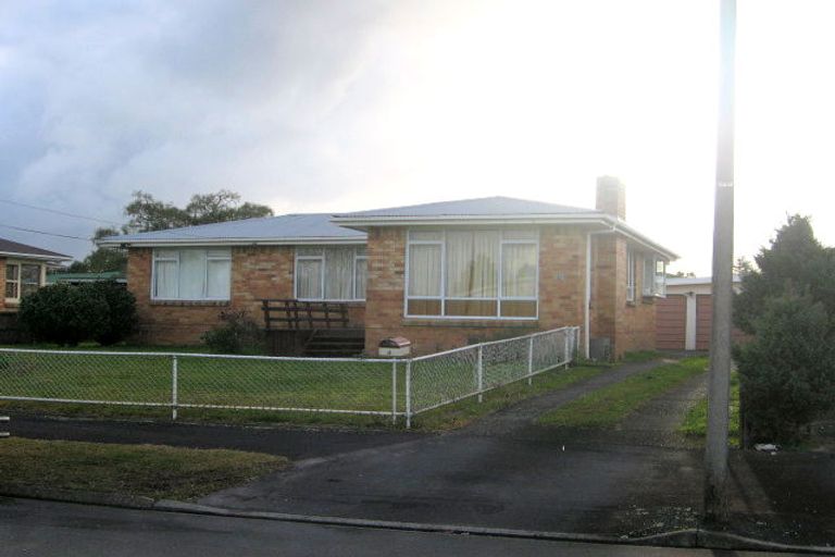 Photo of property in 15 Thornton Place, Melville, Hamilton, 3206