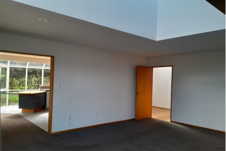 Photo of property in 14 Pentre Terrace, Cashmere, Christchurch, 8022