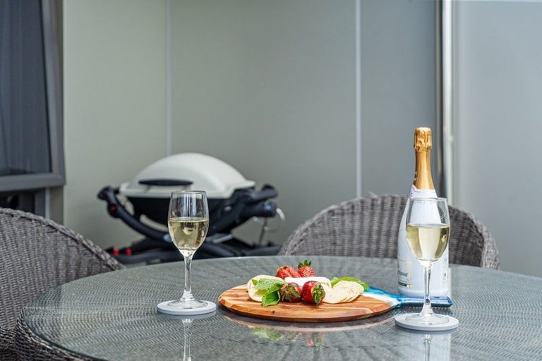 Photo of property in 6/281 Maunganui Road, Mount Maunganui, 3116