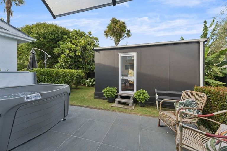 Photo of property in 3/4 Frater Avenue, Milford, Auckland, 0620