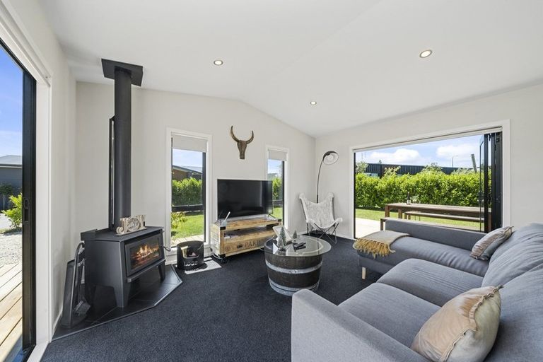 Photo of property in 6 Tuscan Lane, Martinborough, 5711