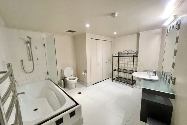 Photo of property in Dominion Apartments, 80u6 Victoria Street, Wellington Central, Wellington, 6011