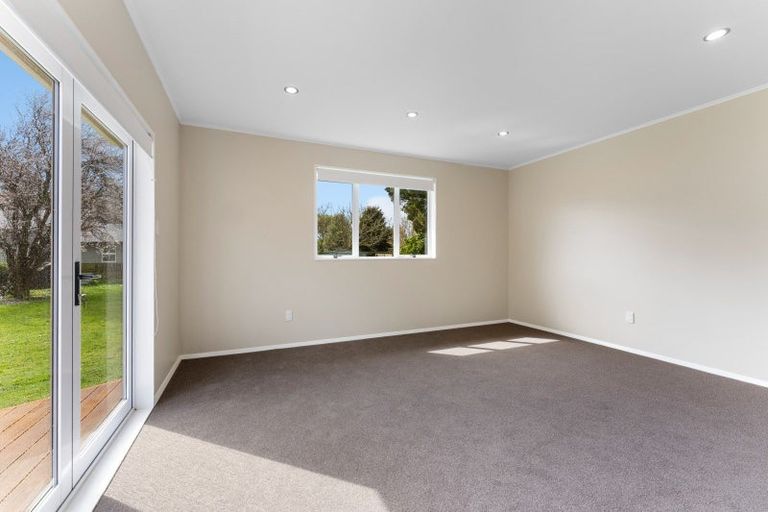 Photo of property in 30 Tararua Street, Pahiatua, 4910