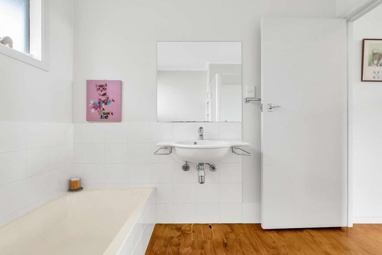 Photo of property in 9 Norfolk Road, Stanmore Bay, Whangaparaoa, 0932