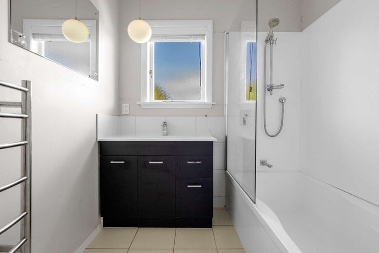 Photo of property in 40 Robinson Street, Cambridge, 3434