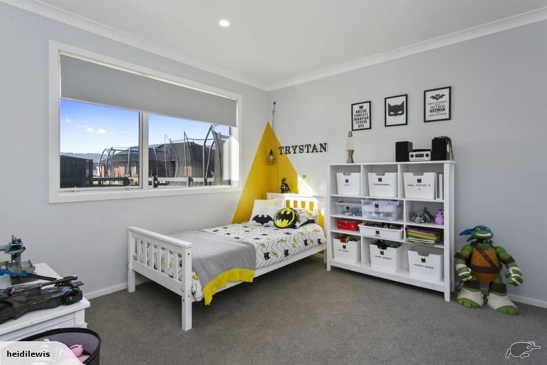 Photo of property in 32 Mike Smith Drive, Cambridge, 3434