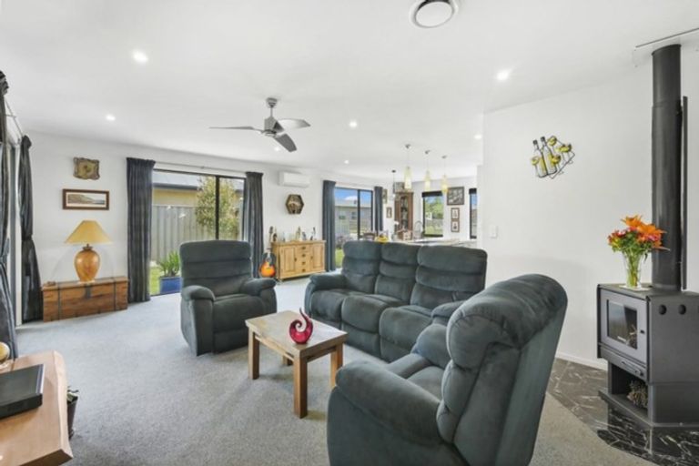 Photo of property in 3 Dunlop Crescent, Rolleston, 7614