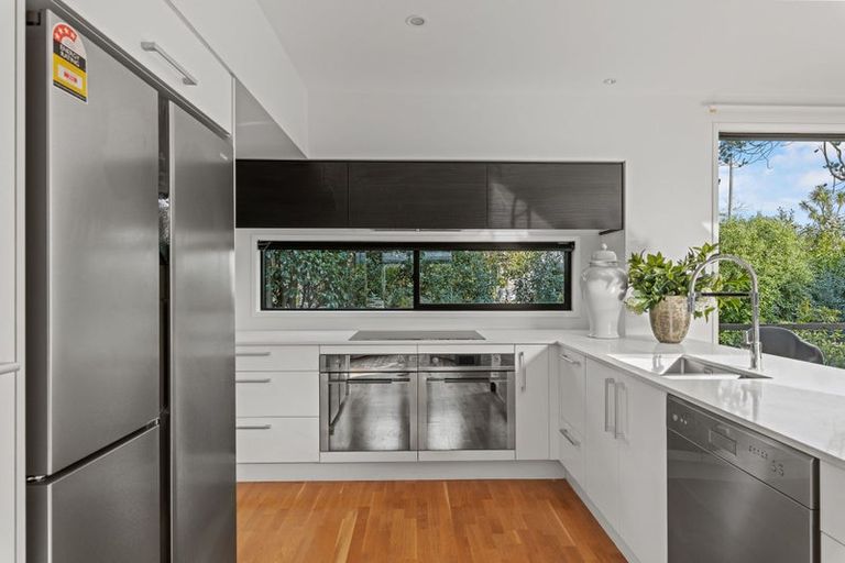 Photo of property in 62 Straven Road, Fendalton, Christchurch, 8014