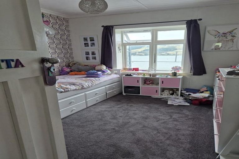 Photo of property in 225 Ravensbourne Road, Ravensbourne, Dunedin, 9022