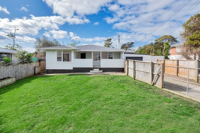 Photo of property in 49a Stanley Road, Glenfield, Auckland, 0629