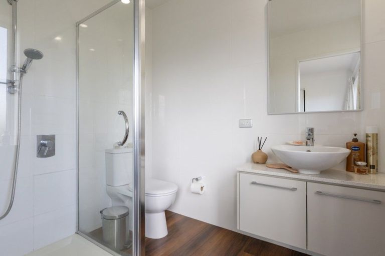 Photo of property in 49 Chateau Crescent, Rangatira Park, Taupo, 3330