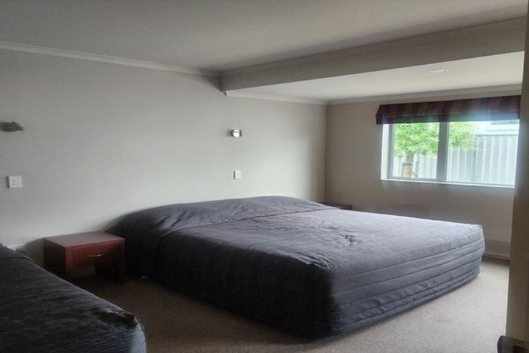 Photo of property in 12a-c Camden Street, Turnbull Thomson Park, Invercargill, 9810