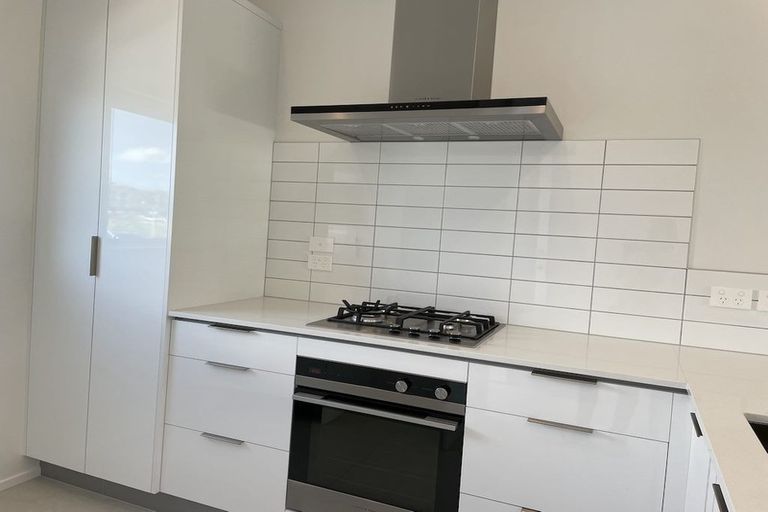 Photo of property in 38a Taikura Avenue, Red Beach, 0932