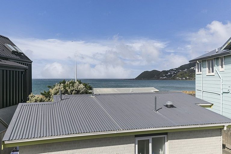 Photo of property in 10c Lyall Parade, Lyall Bay, Wellington, 6022