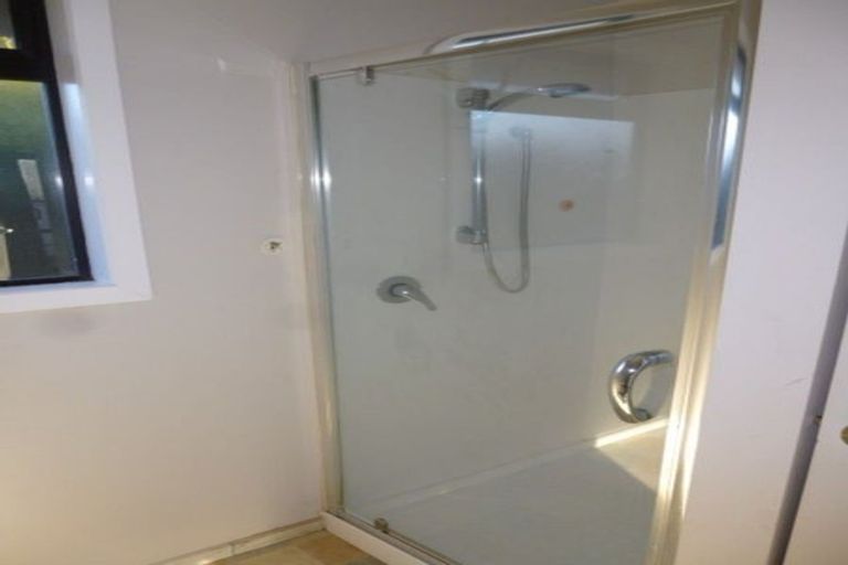 Photo of property in 15 Auburn Avenue, Upper Riccarton, Christchurch, 8041