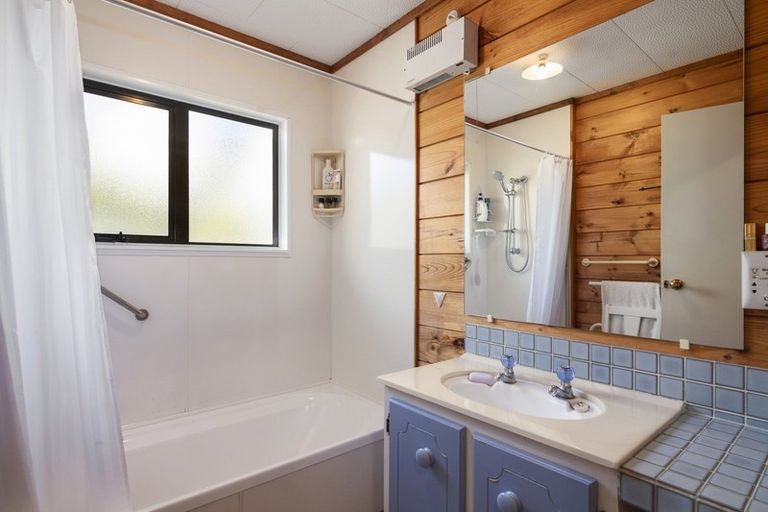 Photo of property in 25 Giblin Street, Richmond, 7020