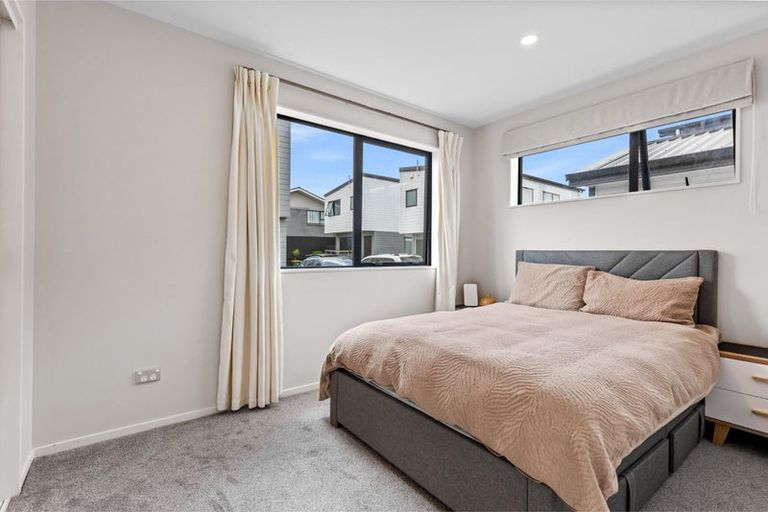 Photo of property in 59d Redwood Drive, Massey, Auckland, 0614