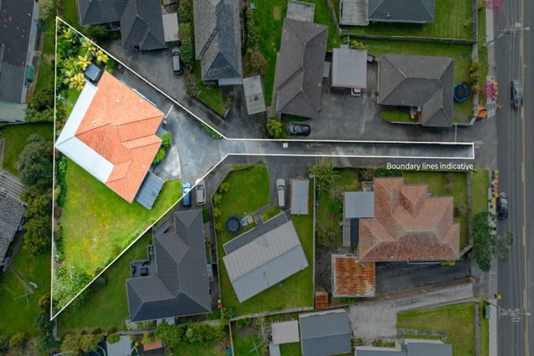 Photo of property in 88 Birkdale Road, Birkdale, Auckland, 0626