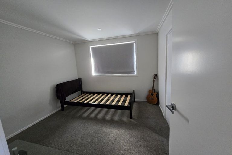 Photo of property in 7u3 Sare Crescent, Fairfield, Hamilton, 3214