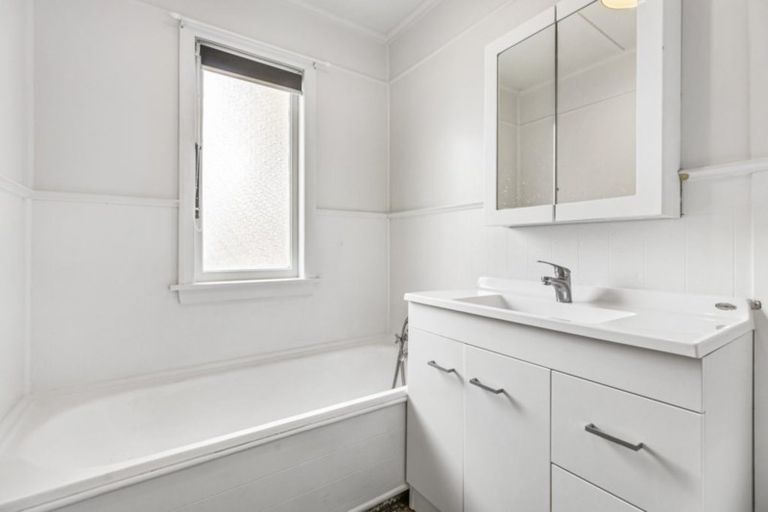 Photo of property in 2 Gibson Road, Tuakau, 2121