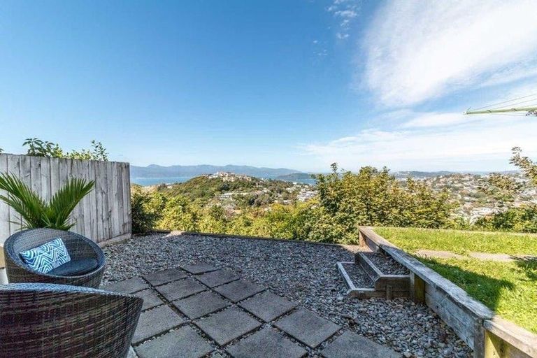 Photo of property in 27f1 Kanpur Road, Broadmeadows, Wellington, 6035