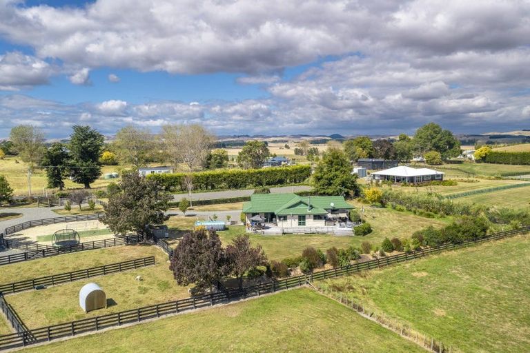 Photo of property in 1 Chamberry Drive, Waipukurau, 4282