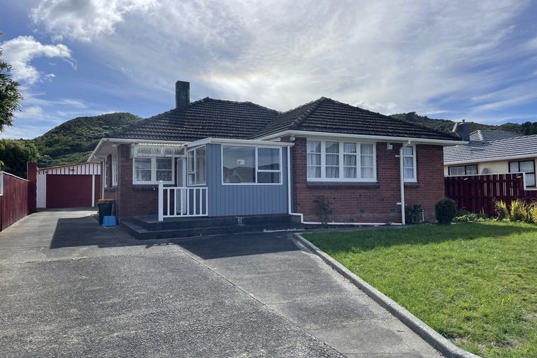 Photo of property in 1/108 Hewer Crescent, Naenae, Lower Hutt, 5011