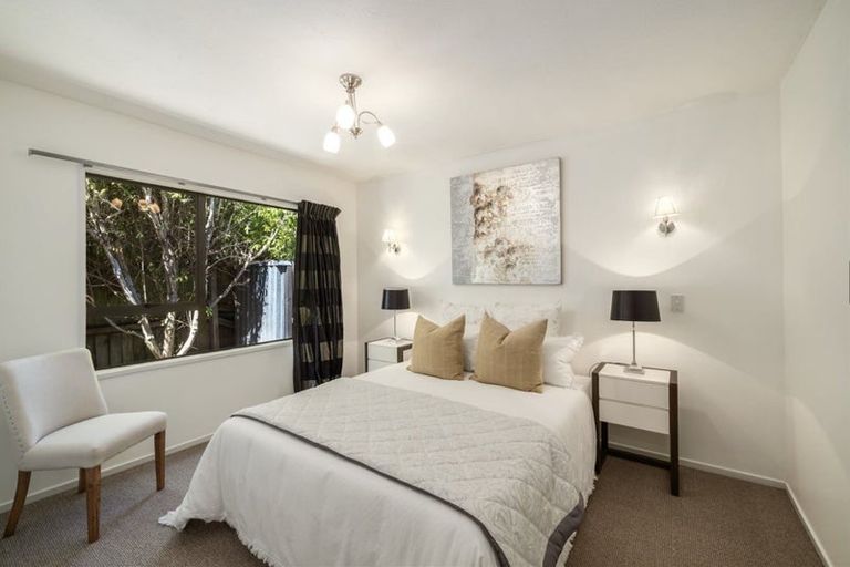 Photo of property in 1/15 Inglewood Place, Avonhead, Christchurch, 8042