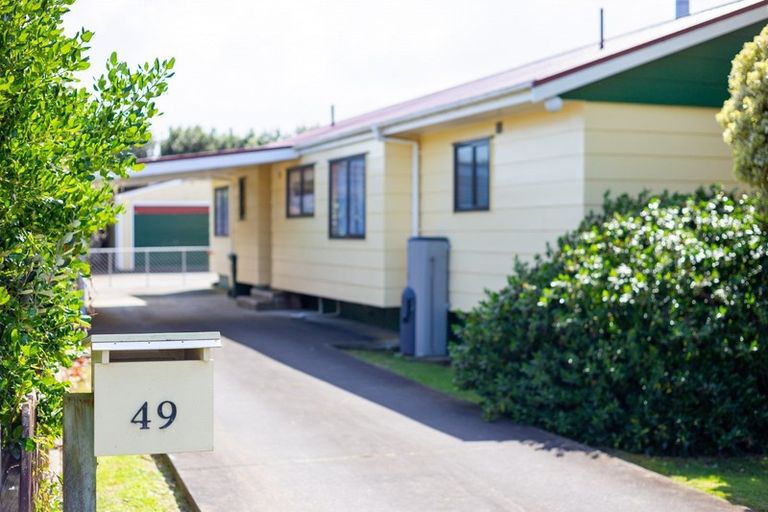 Photo of property in 49 Manuka Street, Castlecliff, Whanganui, 4501