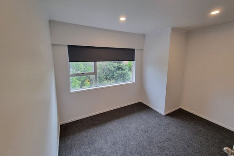 Photo of property in 1/15a Oates Road, Glen Eden, Auckland, 0602