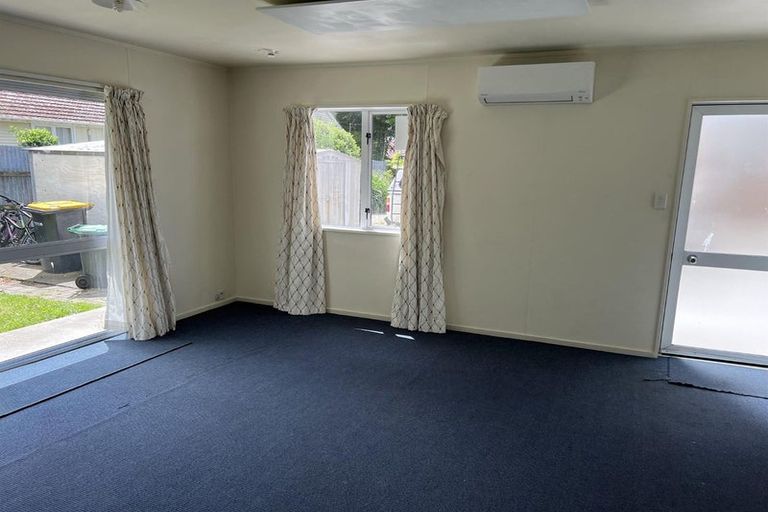 Photo of property in 30b Roche Avenue, Upper Riccarton, Christchurch, 8041