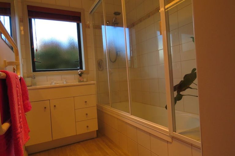 Photo of property in 48 Cannon Drive, Kerikeri, 0230